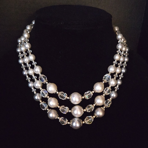 Made In Japan. Stunning Vintage Faux Pearl And Crystal 3-strand Necklace. - Picture 1 of 12